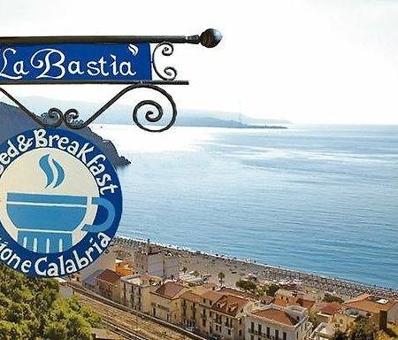 La Bastia Bed & Breakfast ชิลลา ภายนอก รูปภาพ