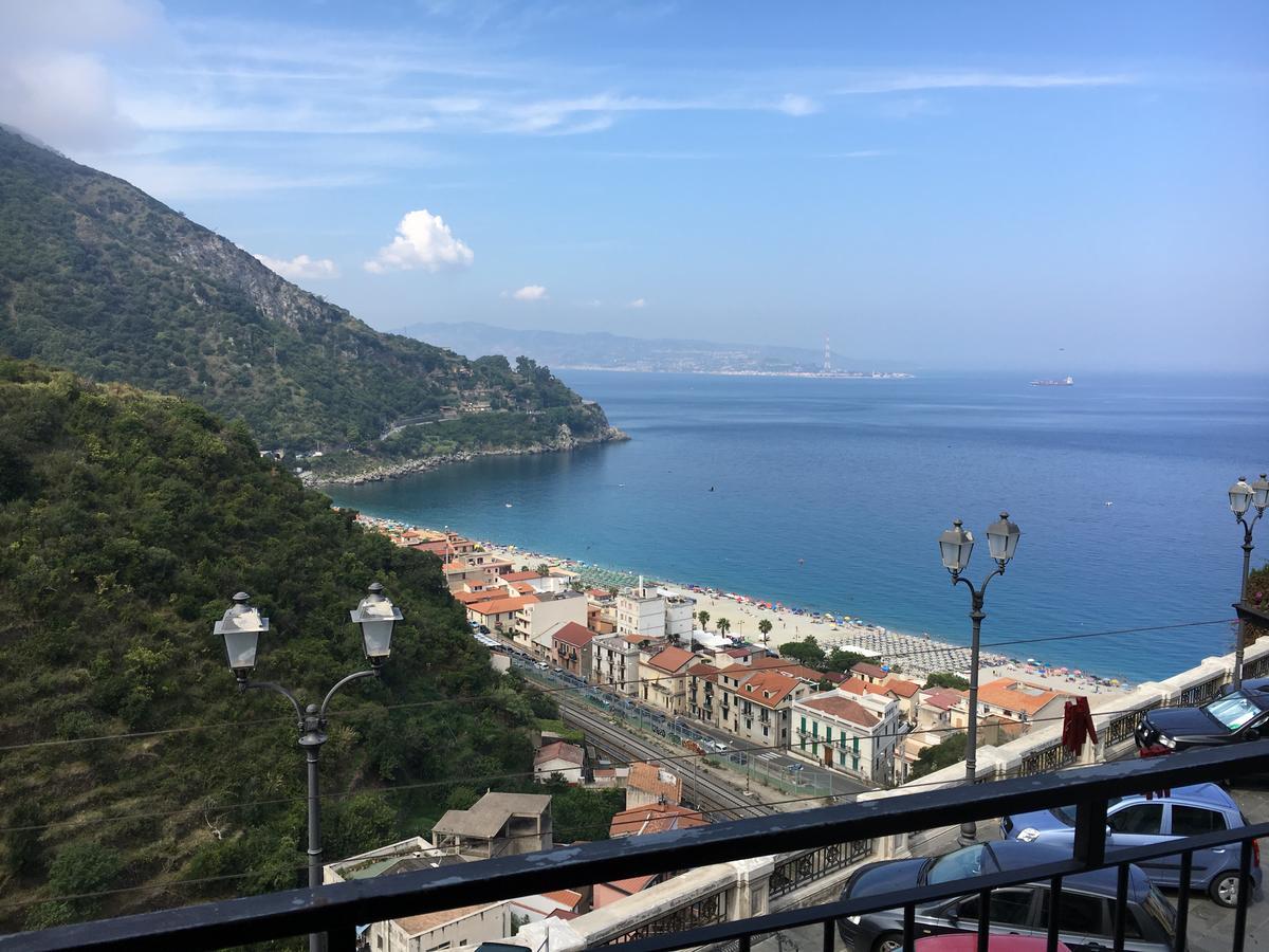 La Bastia Bed & Breakfast ชิลลา ภายนอก รูปภาพ